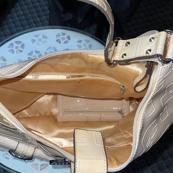 Guess Ladies bag - Picture 6 of 7